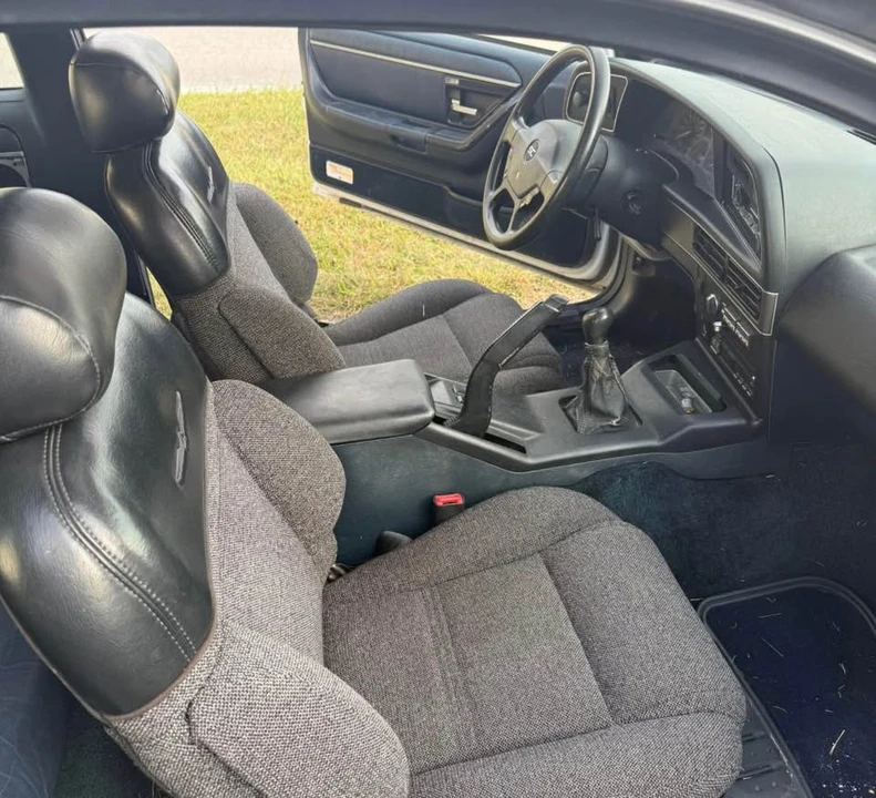 1989 Ford Thunderbird 9th Gen - Image 7 of 7