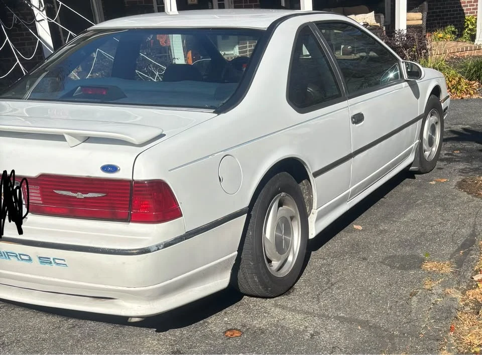 1989 Ford Thunderbird 9th Gen - Image 4 of 7