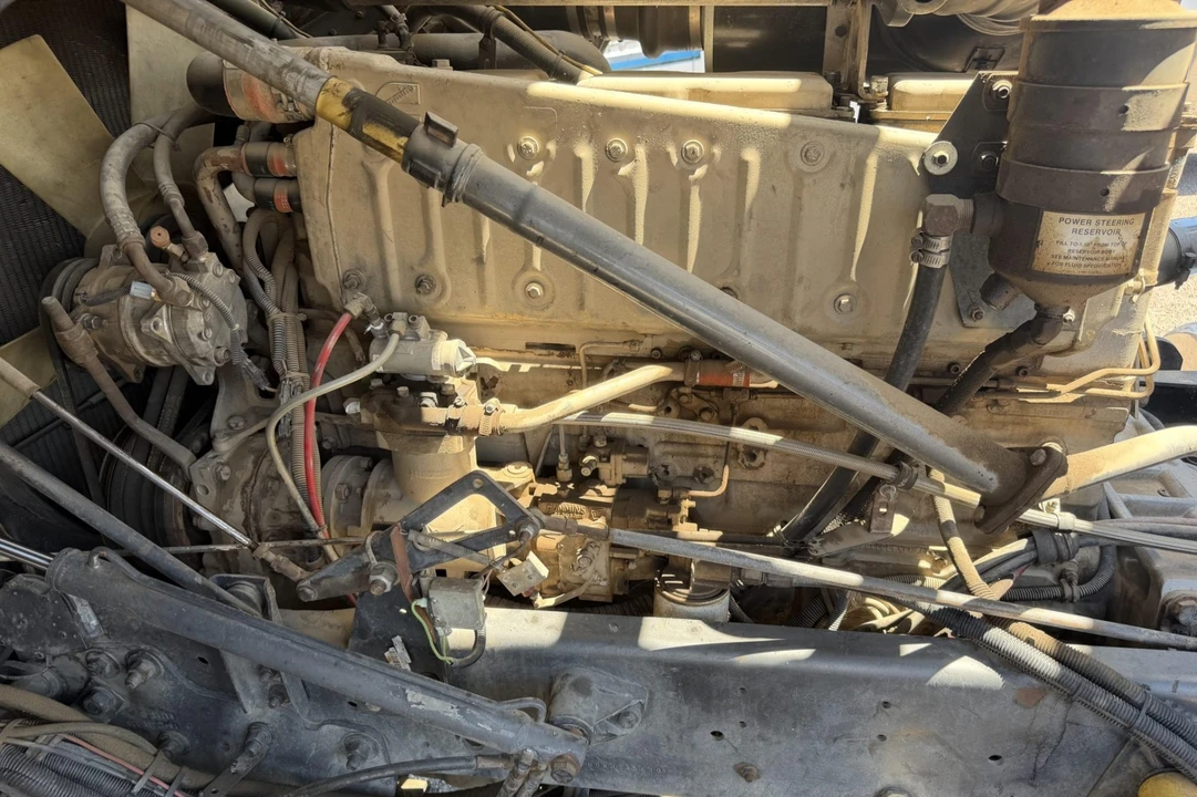 1989 Freightliner - Image 7 of 8