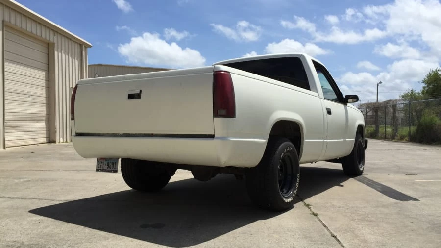1989 GMC Sierra 1st Gen - Image 2 of 3