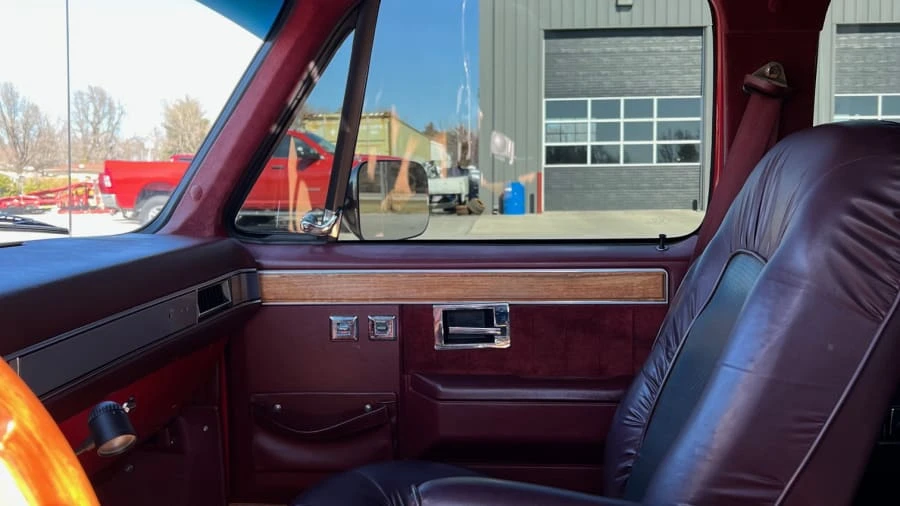 1989 GMC Sierra 1st Gen - Image 5 of 13