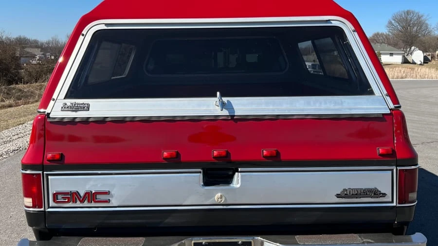 1989 GMC Sierra 1st Gen - Image 9 of 13
