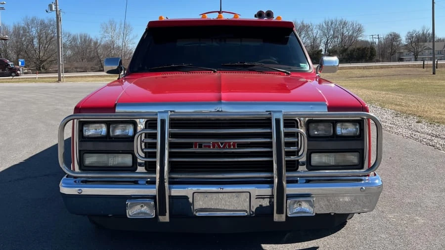 1989 GMC Sierra 1st Gen - Image 10 of 13