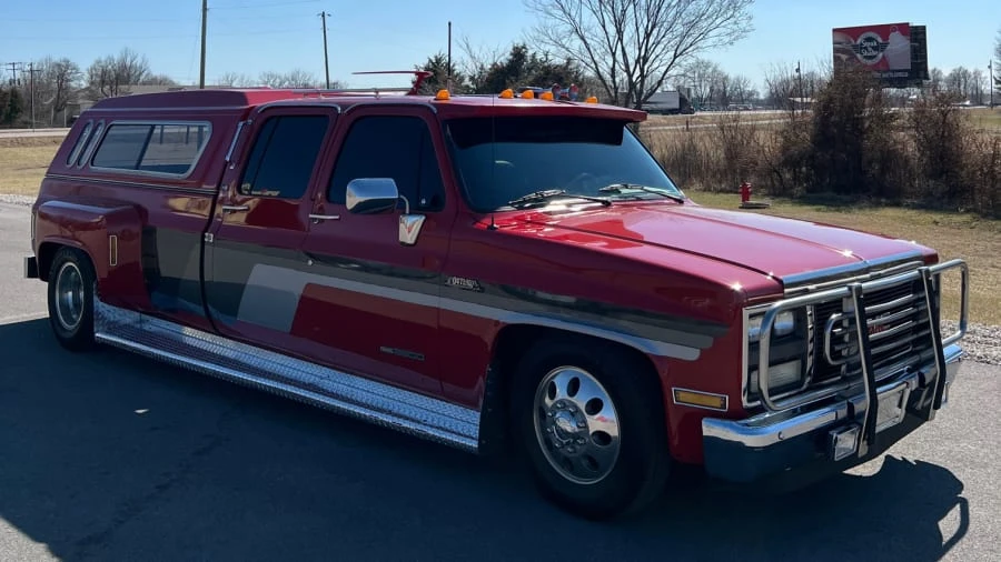 1989 GMC Sierra 1st Gen - Image 12 of 13