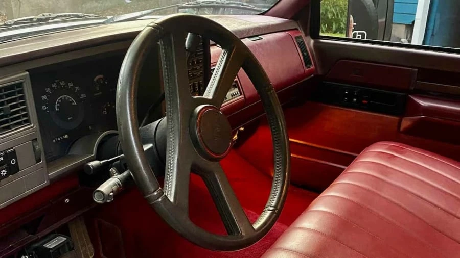 1989 GMC Sierra 1st Gen - Image 2 of 4
