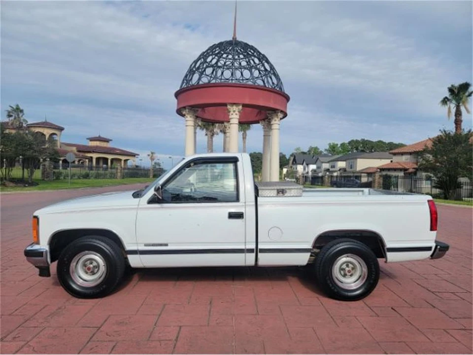 1989 GMC C/K 3rd Gen - Image 14 of 30