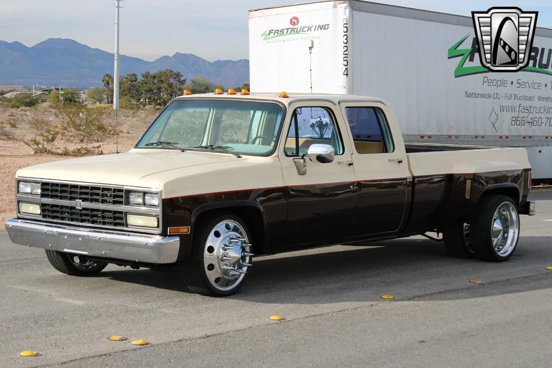 1989 GMC C/K 3rd Gen - Image 14 of 21