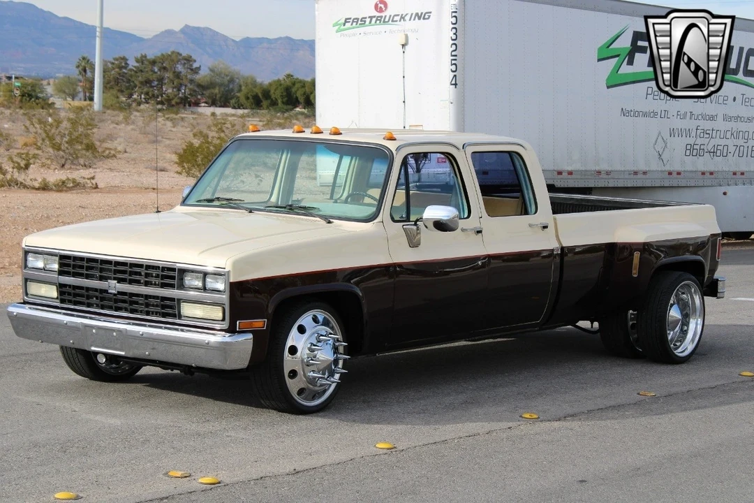 1989 GMC C/K 3rd Gen - Image 7 of 12