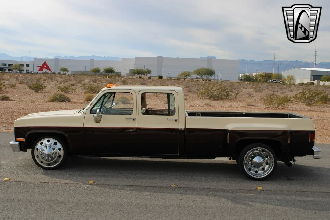 1989 GMC C/K 3rd Gen - Image 8 of 12