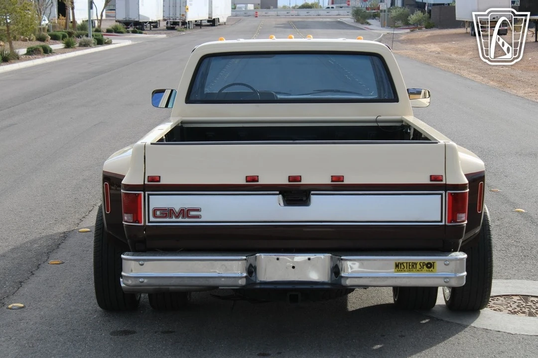 1989 GMC C/K 3rd Gen - Image 10 of 21