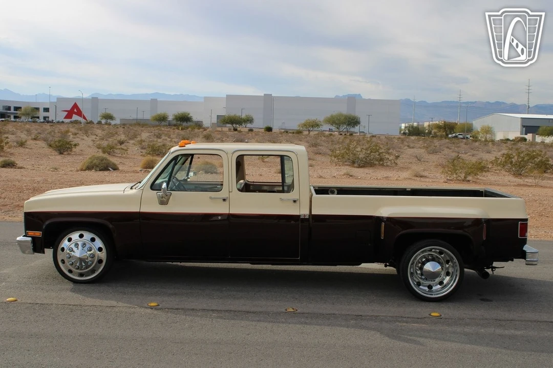 1989 GMC C/K 3rd Gen - Image 8 of 12