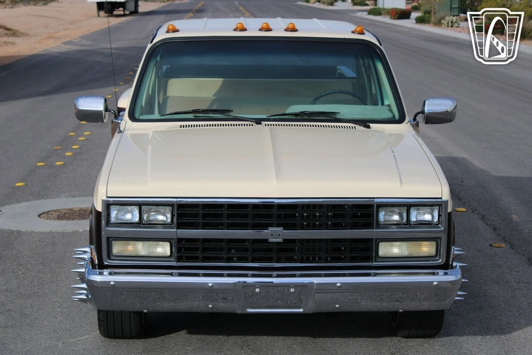 1989 GMC C/K 3rd Gen - Image 5 of 12
