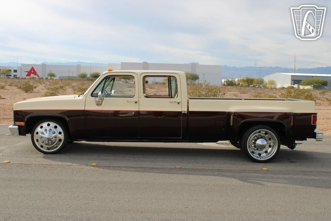 1989 GMC C/K 3rd Gen - Image 16 of 21