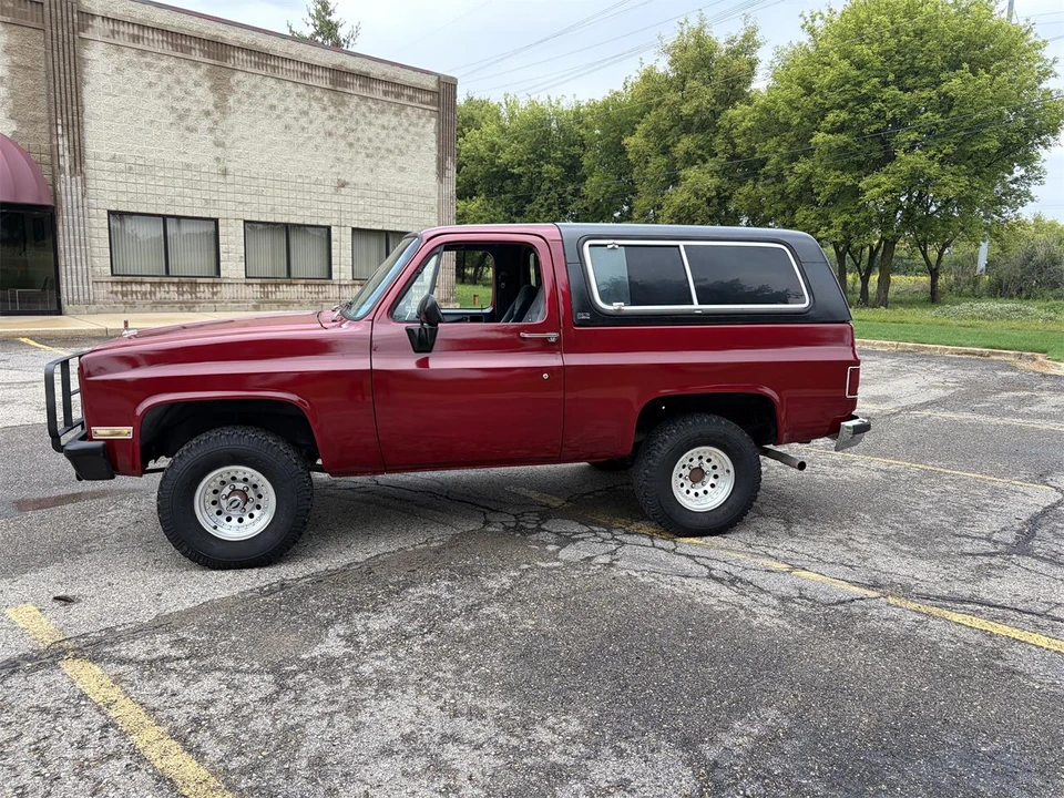 1989 GMC Jimmy 2nd Gen - Image 3 of 18