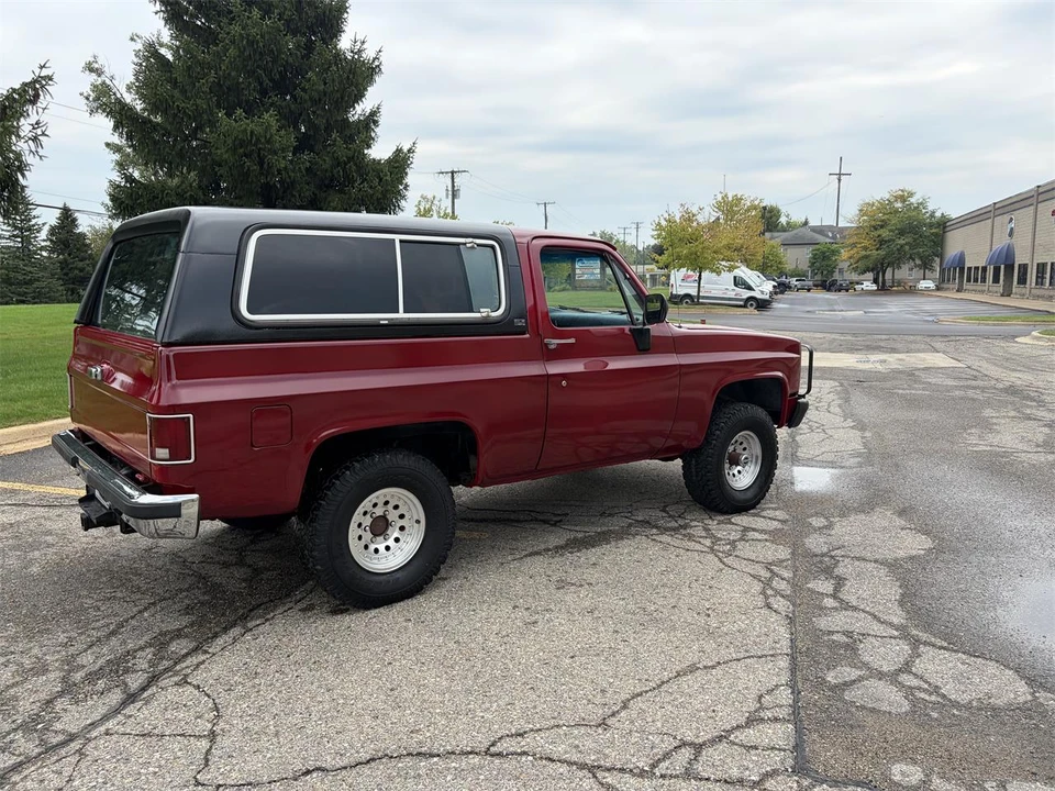 1989 GMC Jimmy 2nd Gen - Image 4 of 18