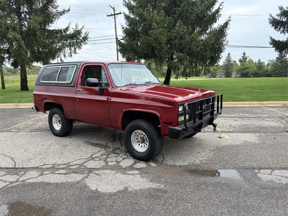 1989 GMC Jimmy 2nd Gen - Image 9 of 18