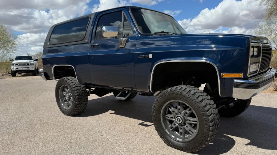 1989 GMC Jimmy 2nd Gen - Image 4 of 20