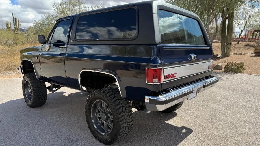 1989 GMC Jimmy 2nd Gen - Image 5 of 20