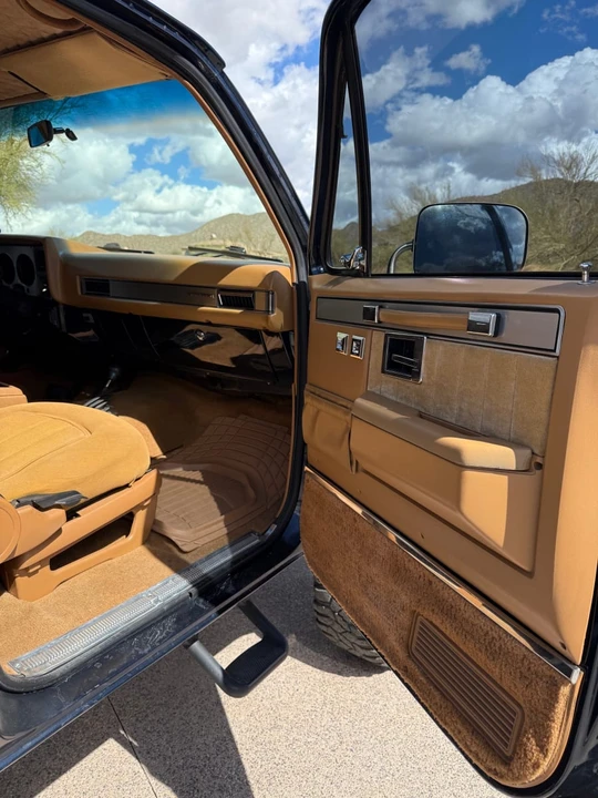 1989 GMC Jimmy 2nd Gen - Image 10 of 20