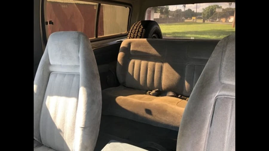 1989 GMC Jimmy 2nd Gen - Image 4 of 8