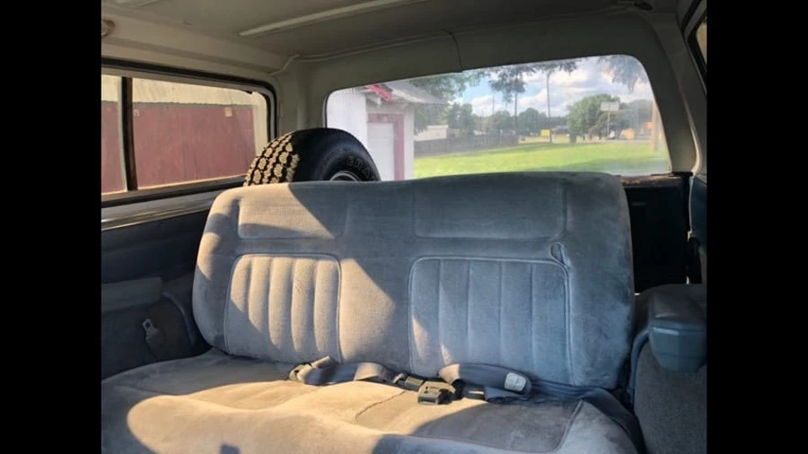 1989 GMC Jimmy 2nd Gen - Image 3 of 8