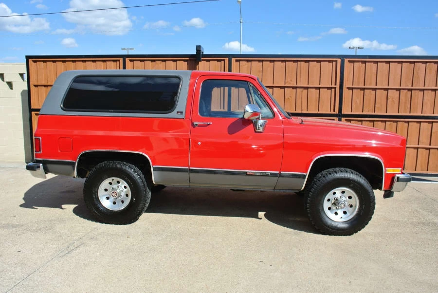 1989 GMC Jimmy 2nd Gen - Image 3 of 12