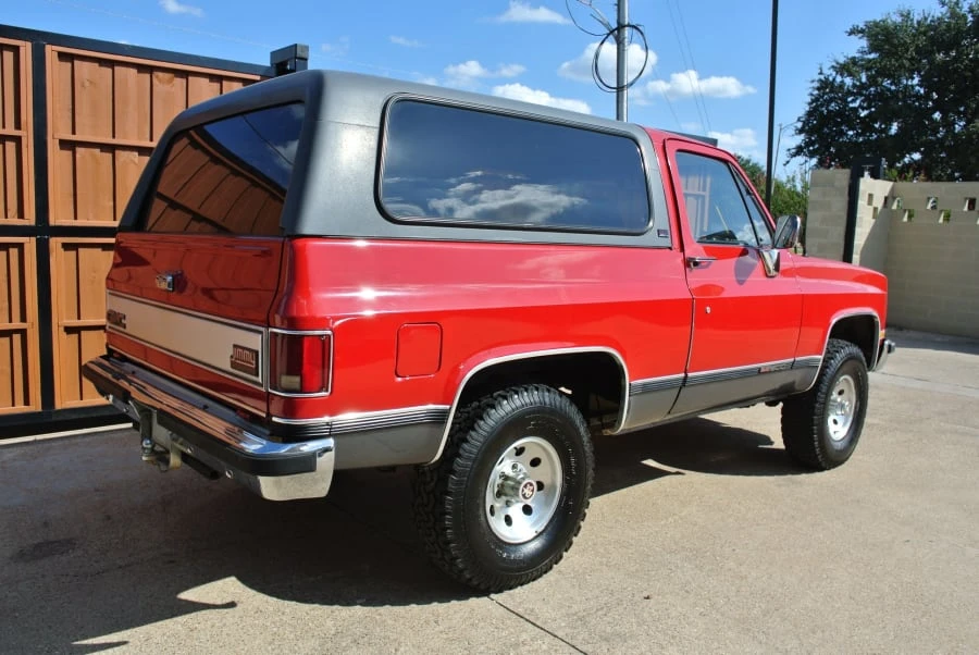 1989 GMC Jimmy 2nd Gen - Image 5 of 12