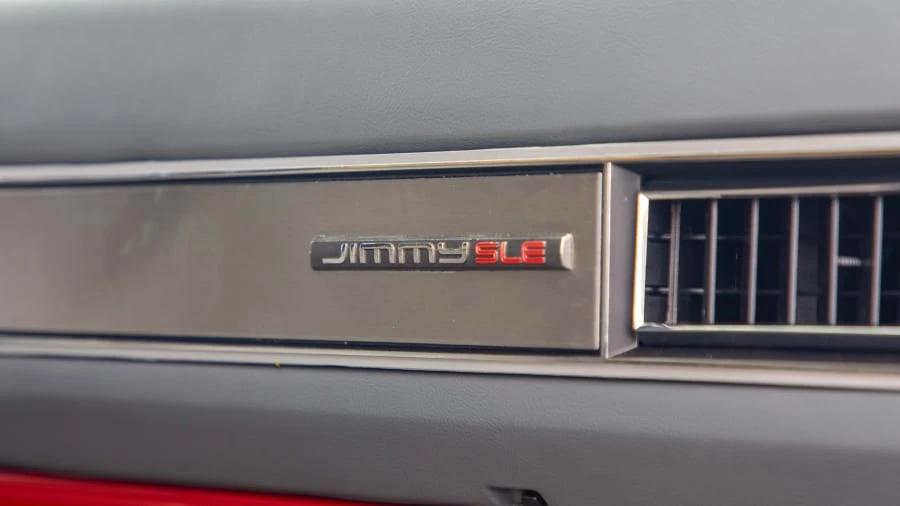 1989 GMC Jimmy 2nd Gen - Image 9 of 15