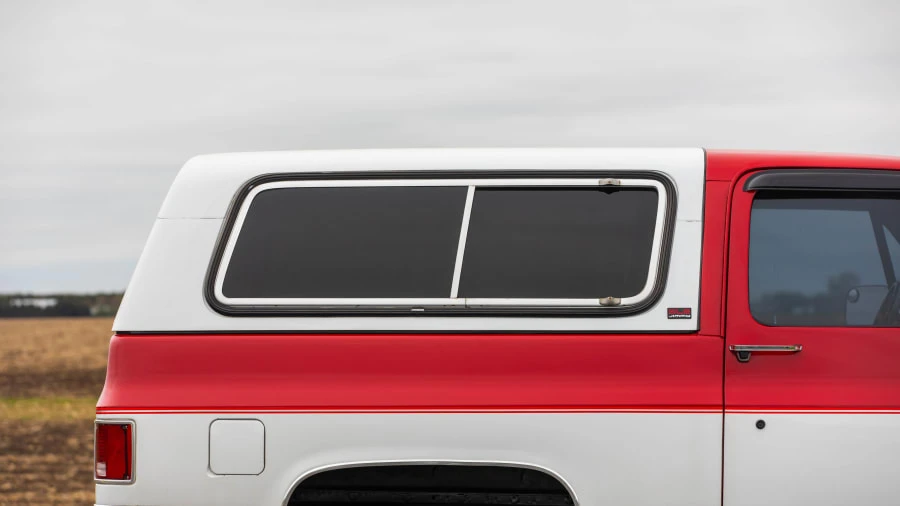 1989 GMC Jimmy 2nd Gen - Image 10 of 15