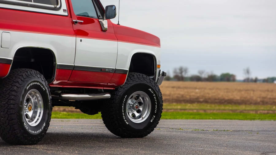 1989 GMC Jimmy 2nd Gen - Image 13 of 15