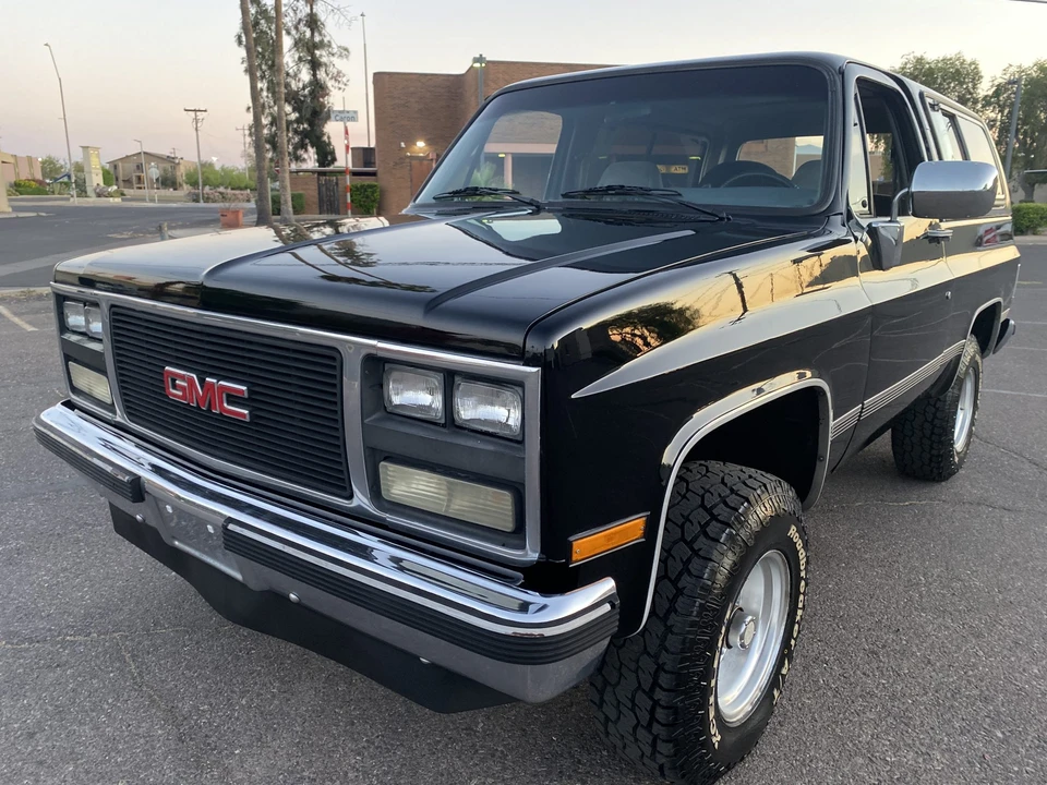 1989 GMC Jimmy 2nd Gen - Image 2 of 31