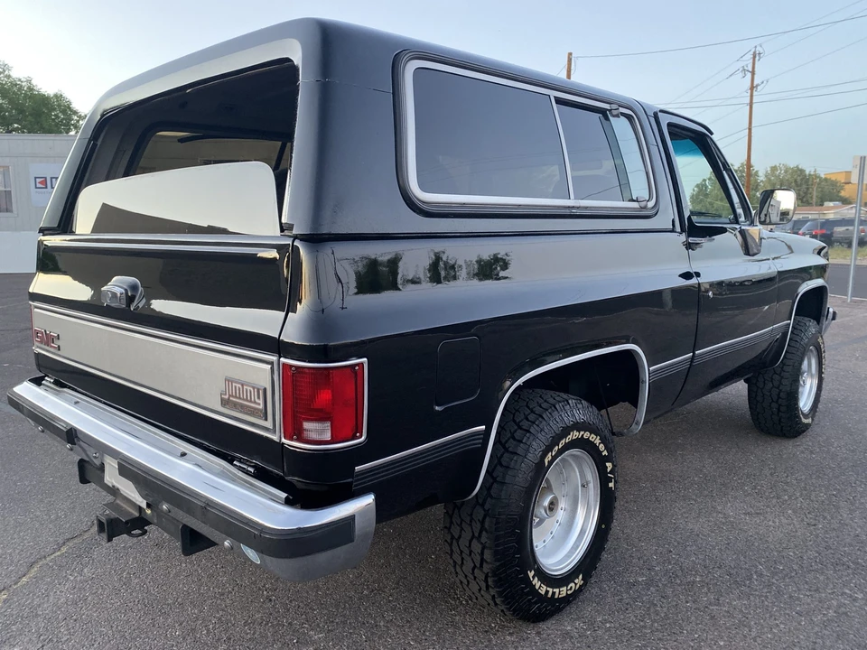 1989 GMC Jimmy 2nd Gen - Image 7 of 31