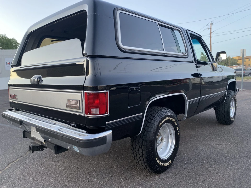 1989 GMC Jimmy 2nd Gen - Image 8 of 31