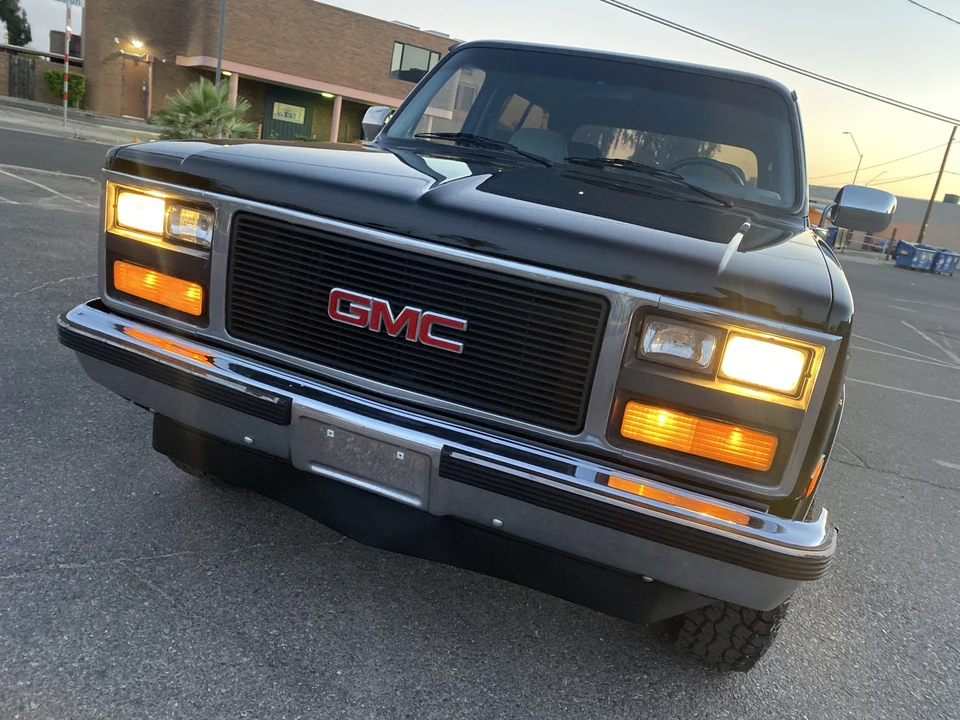 1989 GMC Jimmy 2nd Gen - Image 15 of 31