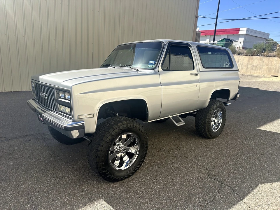 1989 GMC Jimmy 2nd Gen - Image 3 of 31