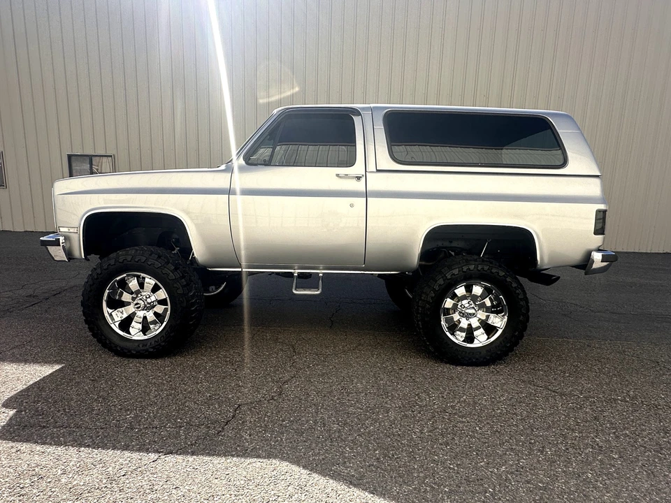 1989 GMC Jimmy 2nd Gen - Image 6 of 31