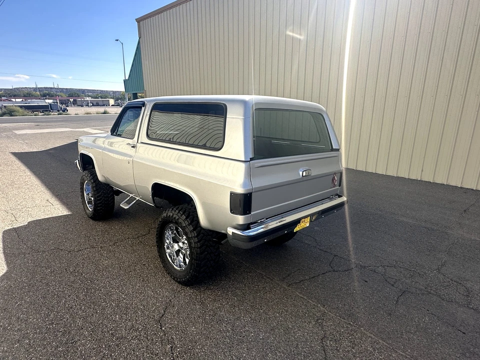 1989 GMC Jimmy 2nd Gen - Image 9 of 31