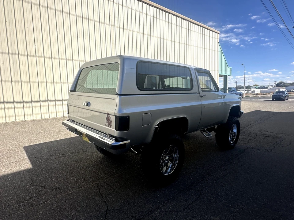 1989 GMC Jimmy 2nd Gen - Image 13 of 31