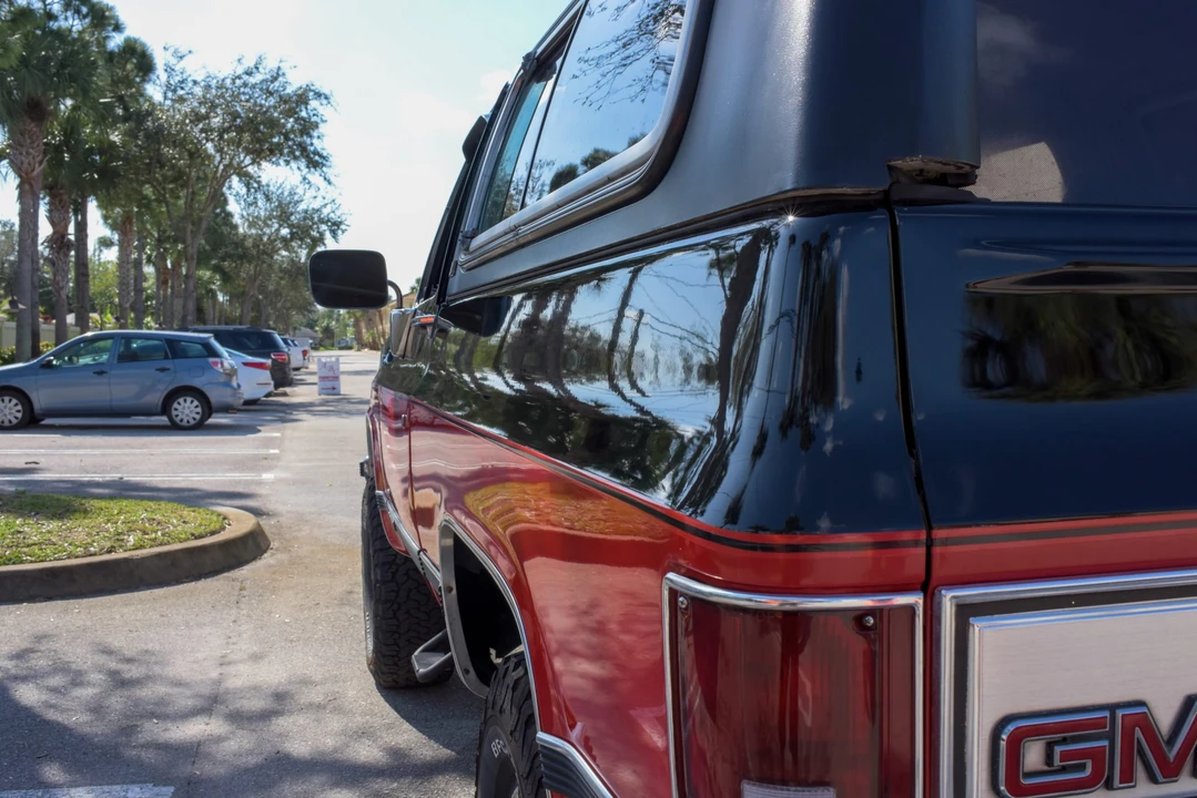 1989 GMC Jimmy 2nd Gen - Image 13 of 31