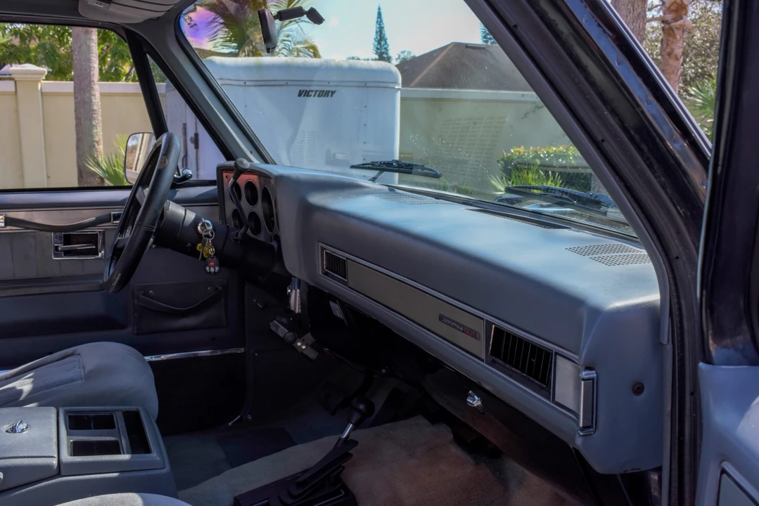 1989 GMC Jimmy 2nd Gen - Image 31 of 31