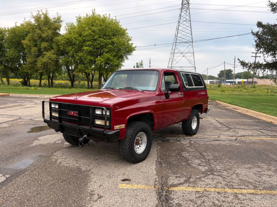 1989 GMC Jimmy 2nd Gen - Image 2 of 14