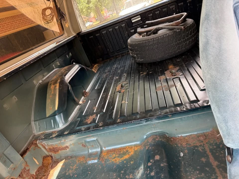 1989 GMC Jimmy 2nd Gen - Image 9 of 15