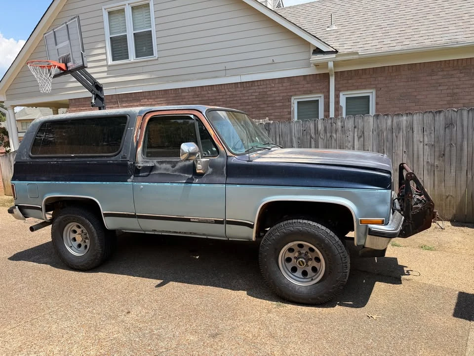 1989 GMC Jimmy 2nd Gen - Image 4 of 15