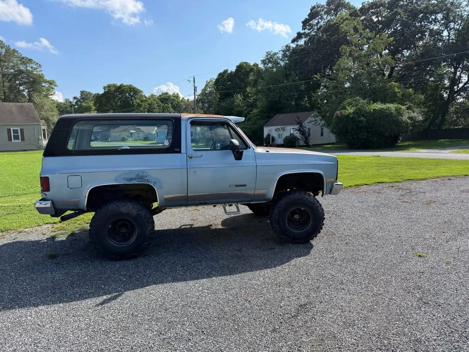 1989 GMC Jimmy 2nd Gen - Image 2 of 6