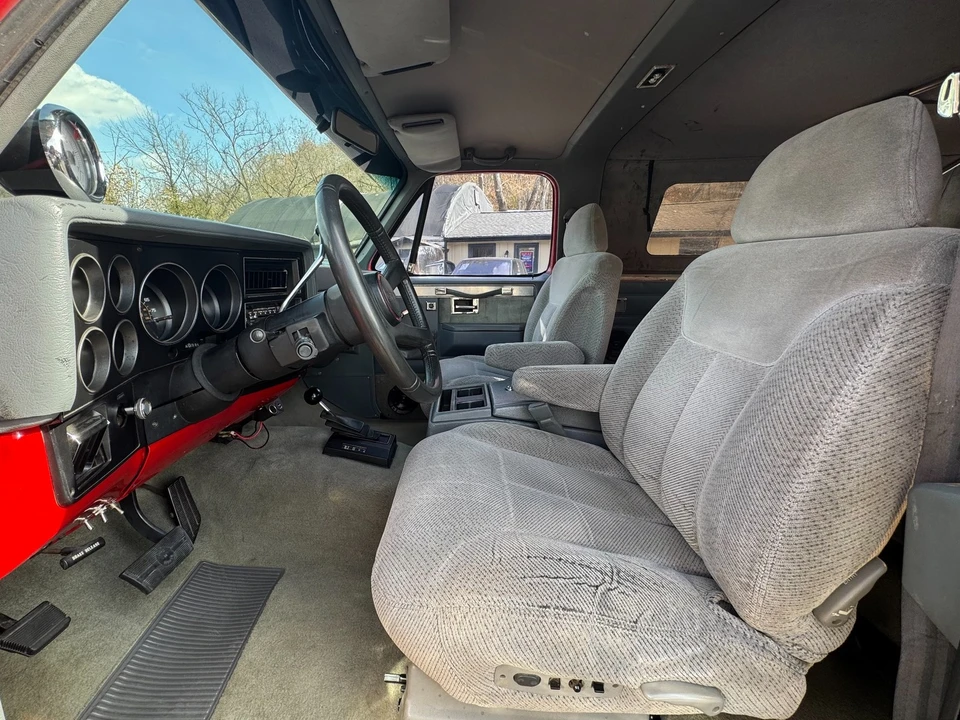 1989 GMC Jimmy 2nd Gen - Image 12 of 12
