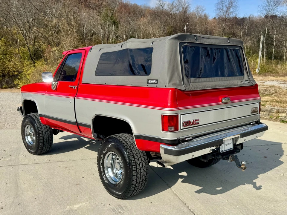 1989 GMC Jimmy 2nd Gen - Image 4 of 12