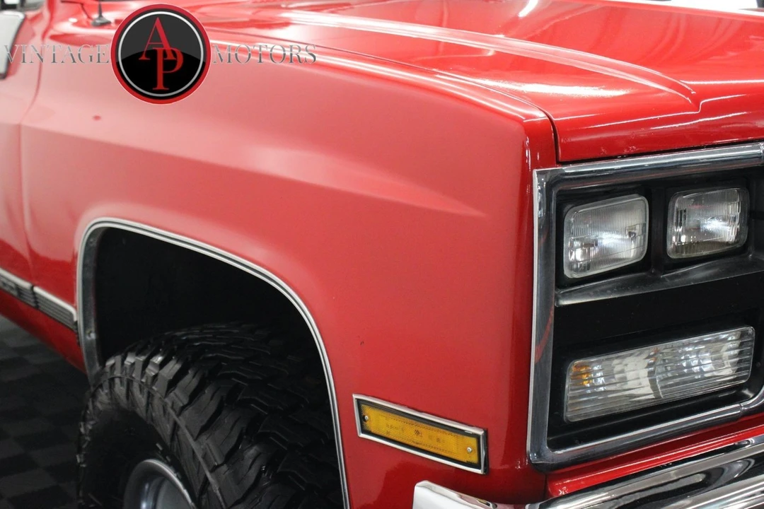 1989 GMC Jimmy 2nd Gen - Image 18 of 21