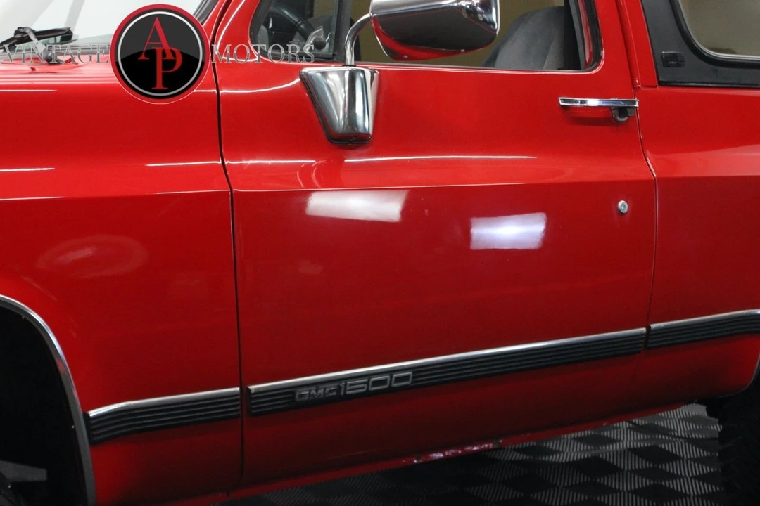 1989 GMC Jimmy 2nd Gen - Image 9 of 21