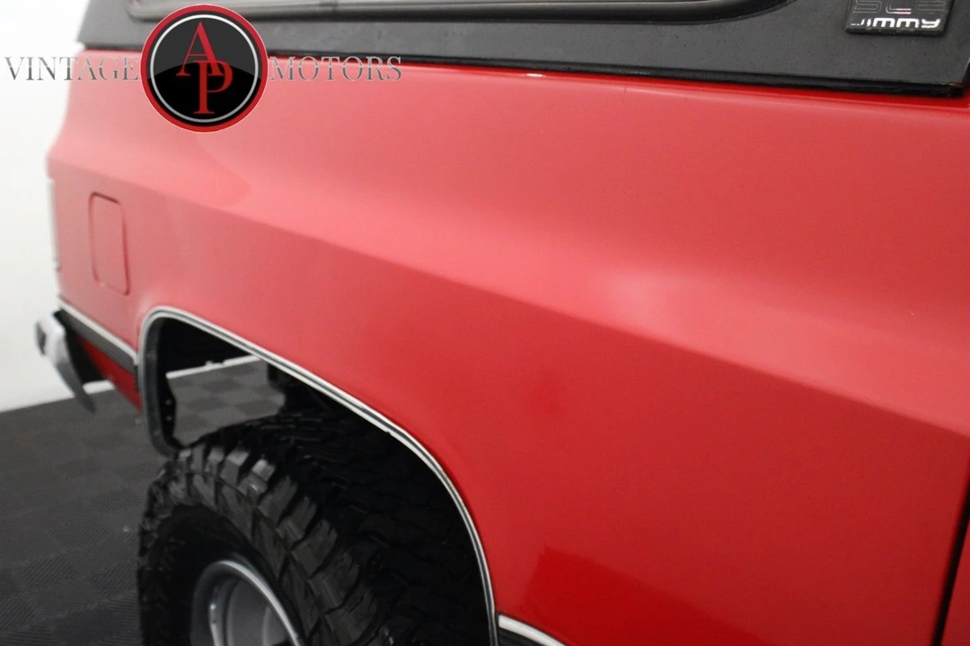 1989 GMC Jimmy 2nd Gen - Image 16 of 21