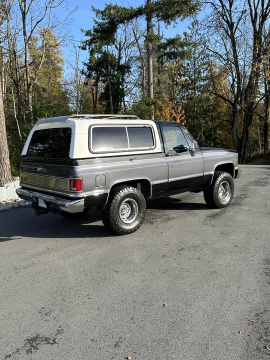 1989 GMC Jimmy 2nd Gen - Image 13 of 31